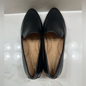 AEROSOLES Women's Classic Black Flats